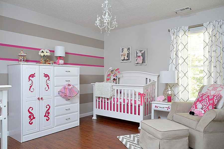 https://cdn.decoist.com/wp-content/uploads/2016/01/Gray-and-white-nursery-with-a-hint-of-pink.jpg